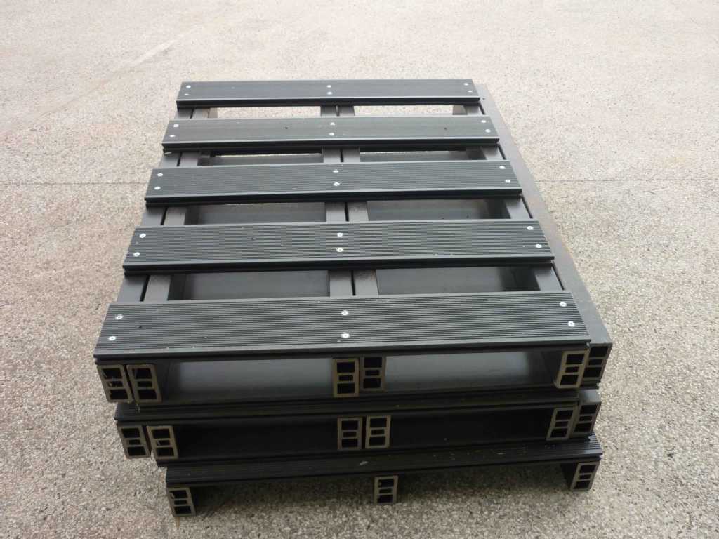 COMPOSITE pallet