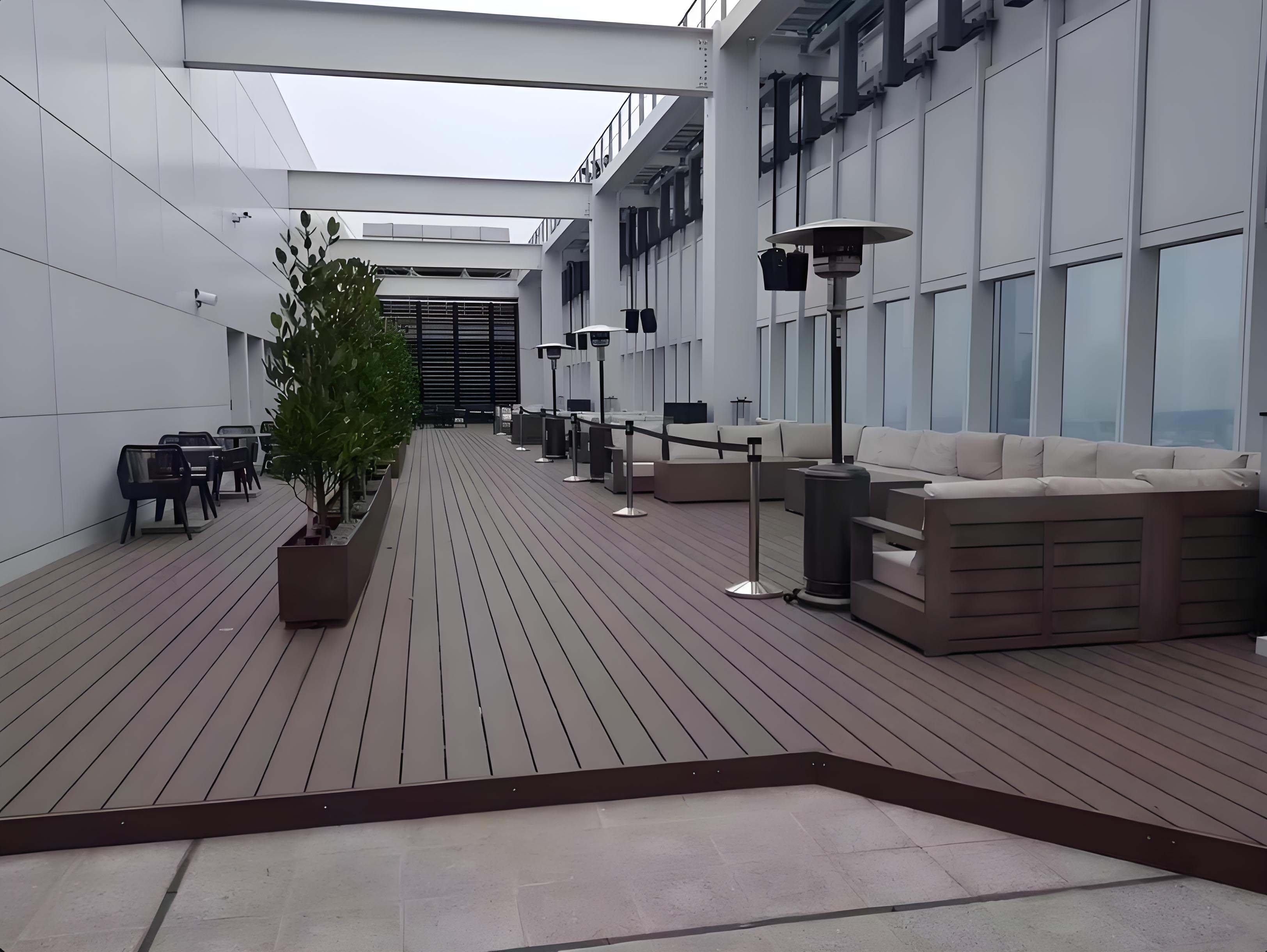 china outdoor deck flooring made of wpc