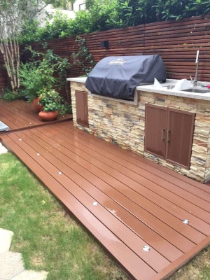 decking floor made of wpc